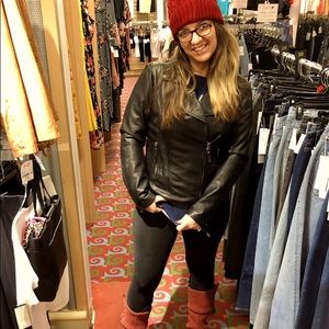 Meet your Posher, Leah